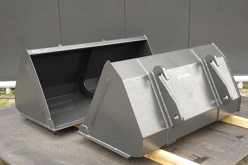 Hofstede Grondbak grond schep opschep bak met model Giant of weidemann aankoppeling 1.0M tot 2.5M