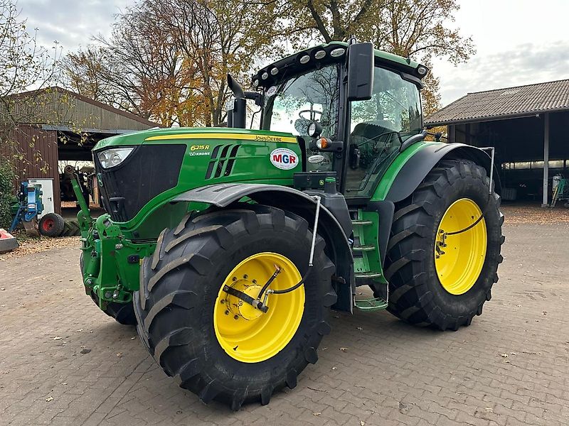 John Deere 6215 R mit GPS RTK