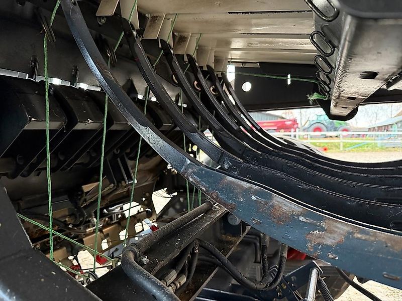 Claas Quadrant 3200 Finecut Quaderballenpresse BigPack