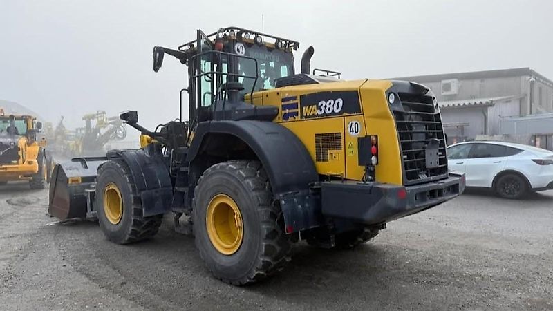 Komatsu WA 380-8E