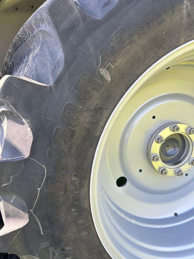 Massey Ferguson 7S.180