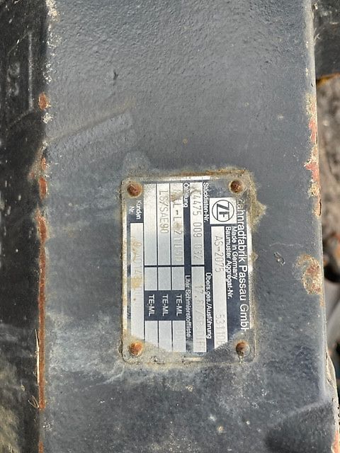 ZF AS-2075 - Deutz Fahr Agrotron - Obudowa Mostu | Atak | Mechanizm Róźnicowy (Części zamienne)