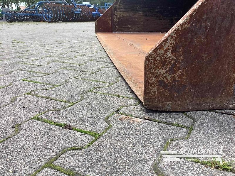 Bressel und Lade GROßVOLUMENSCHAUFEL XL 2,30 M MERLO ZM 2