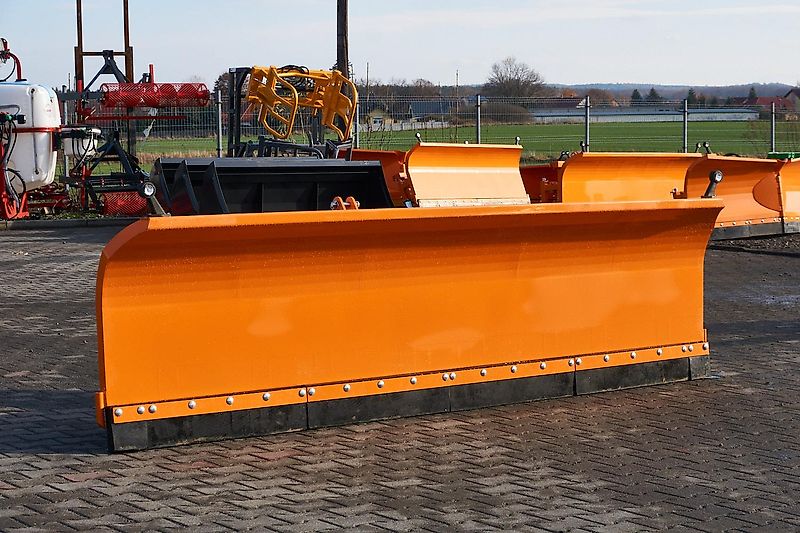 Top-Agro Schneeschild Schneepflug Gerade Serie PRO SHP-SG30 WINTERAKTION