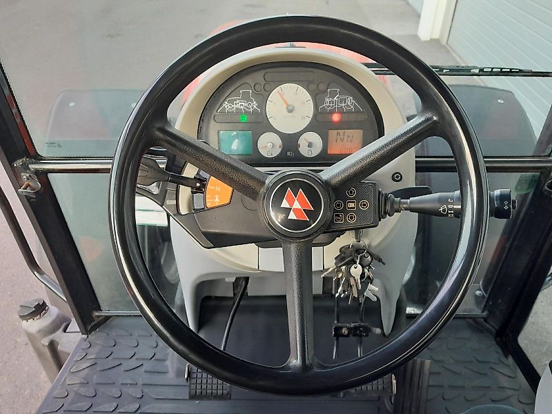 Massey Ferguson 6470-4