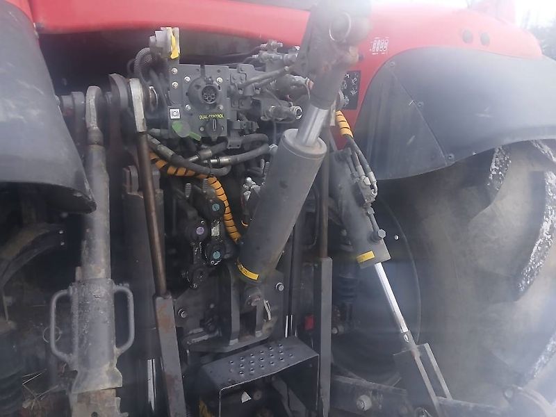 Massey Ferguson 6718S Dyna 6