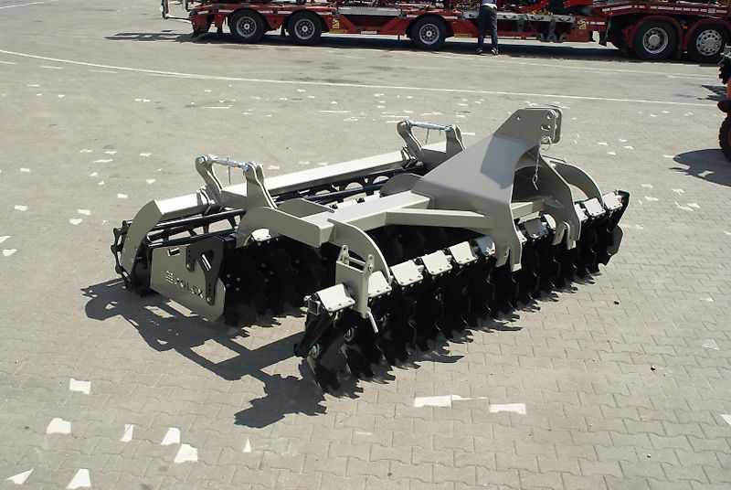 Rol/ex Scheibenegge / Disc harrow / Dechaumeur à disques / Erpice a dischi / Дисковая борона / Brona talerzowa 3 m