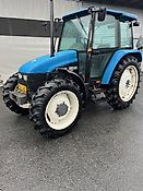 New Holland 5635