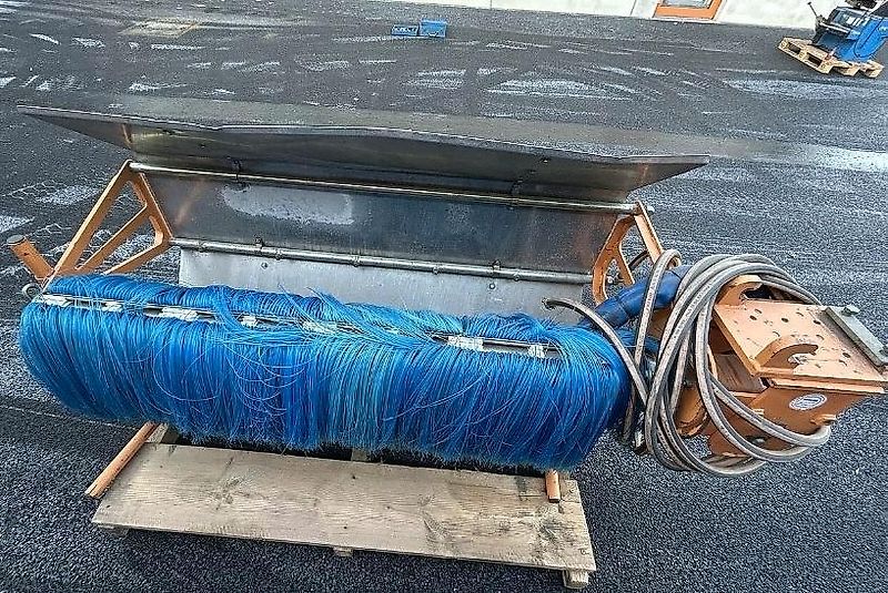 mulag FWB 1600 Fläschenwaschbürste Tunnelwaschbürste Mähausleger Böschungsmäher Böschungsmulcher FME MKM FMK Dücker DUA UNA 500 600 700 MHU 800