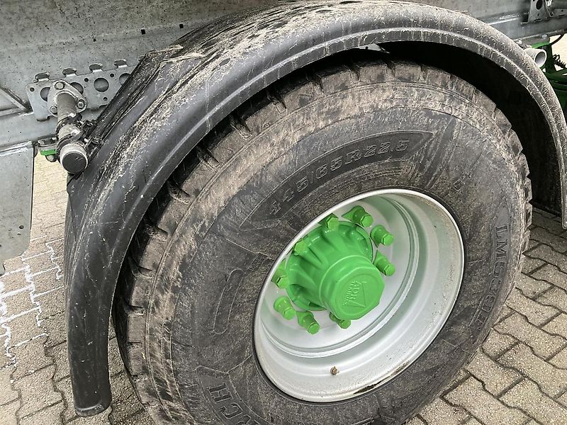 Joskin Tetra-SPACE 7525/31TR180