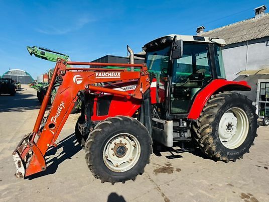 Massey Ferguson 5445 DYNA 4