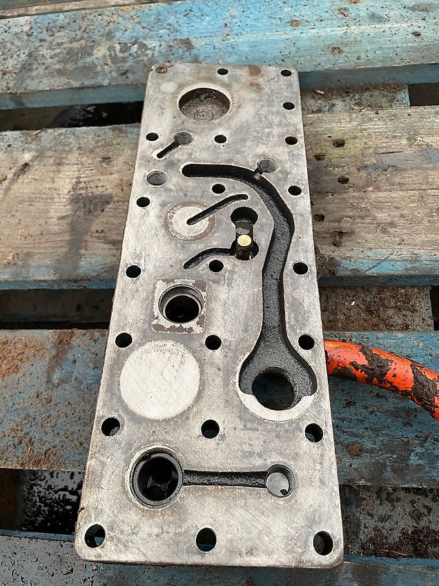 ZF 4PW45H1 Zettelmayer Volvo - skrzynia biegów - pokrywa VOE6633592 (Części zamienne)