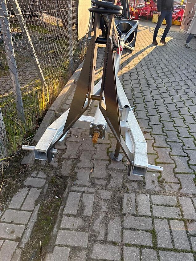 Metal-Technik Güllemixer / Slurry agitator / Agitateur de lisier / Miscelatore / Смеситель жидкого удобрения / Mieszadło do gnojowicy 5,4 m