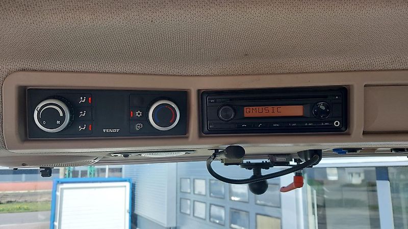 Fendt 724 S4 Profi Plus