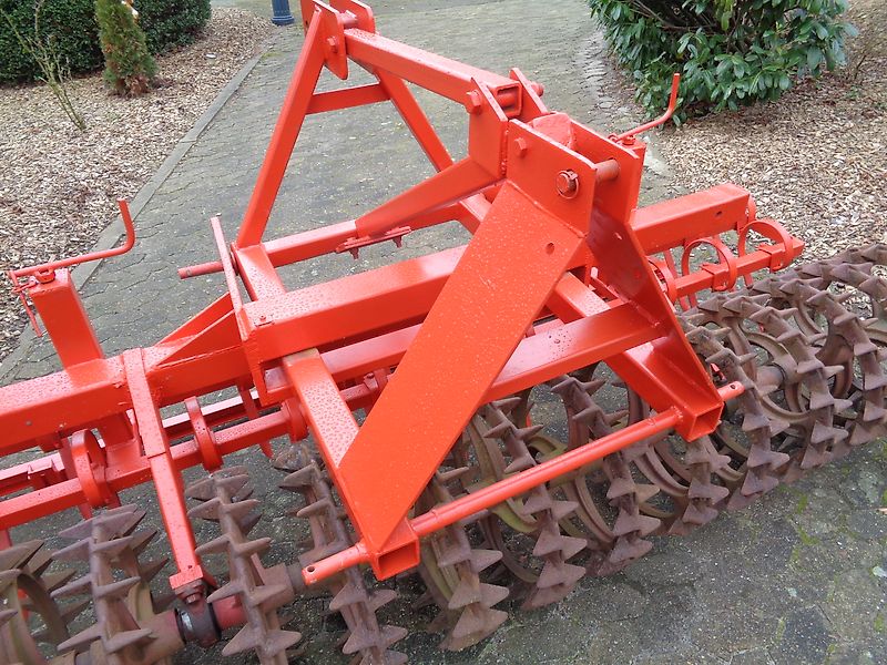 Köckerling Frontstriegel 3m lenkbar mit Packerwalzenringen