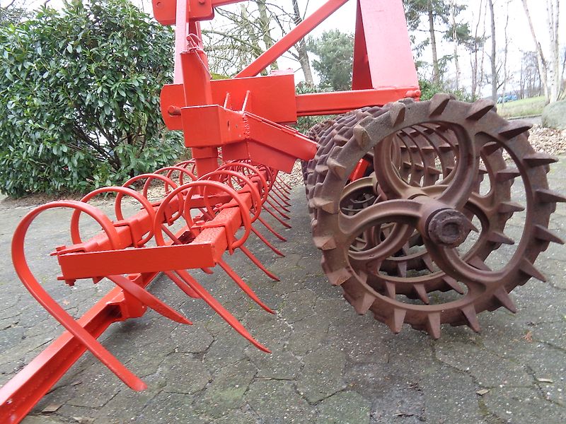 Köckerling Frontstriegel 3m lenkbar mit Packerwalzenringen