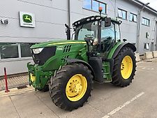 John Deere 6135R