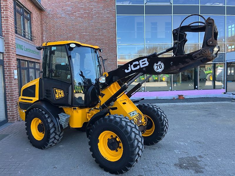 JCB 409