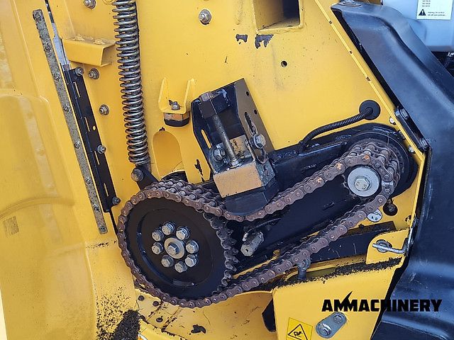 New Holland 300FP pick-up