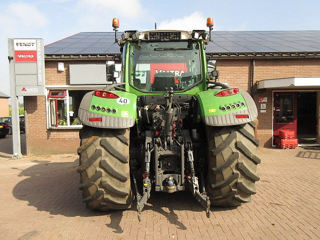 Fendt 724 S4 PROFI PLUS
