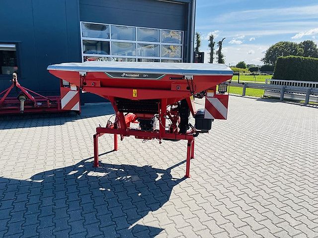 Kverneland DF 1 Fronttank