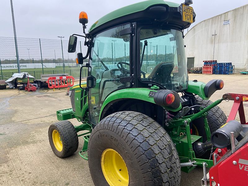 John Deere 4066R