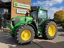 John Deere 6R 215