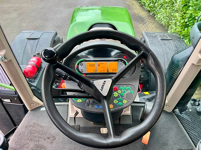 Fendt 724 S4 Profi