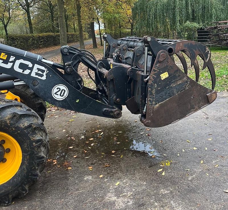 JCB 409