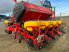 Väderstad TEMPO 8 RK.