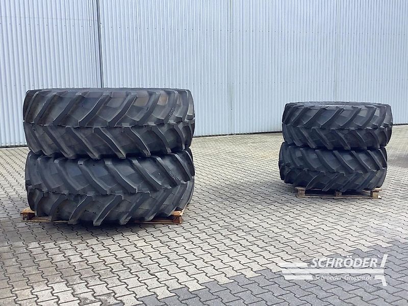 Valtra TRELLEBORG 600/70 R28 + 710/70 R42