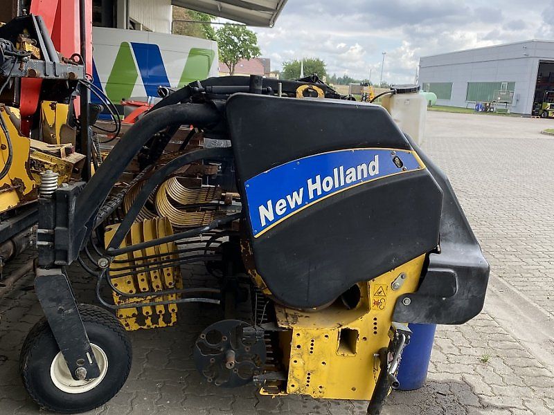 New Holland 270 FP