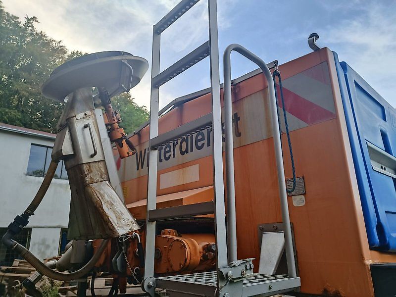 Bucher STA 4000 TC FS / Gmeiner Yeti 4000 W ECON Streuautomat