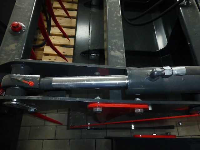 INTER-TECH Krokodil-Schaufel