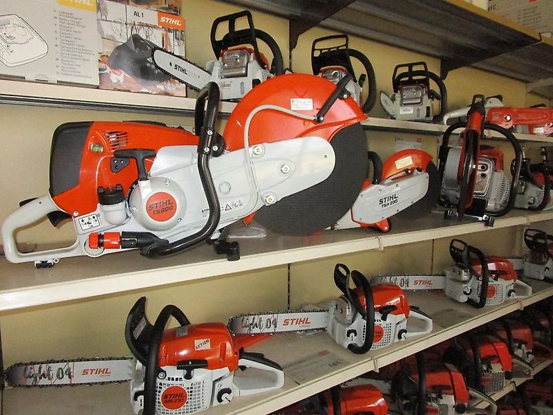 Stihl Motorsäge NEU Benzin Akku Elektro Kettensäge Holz Wald Fors