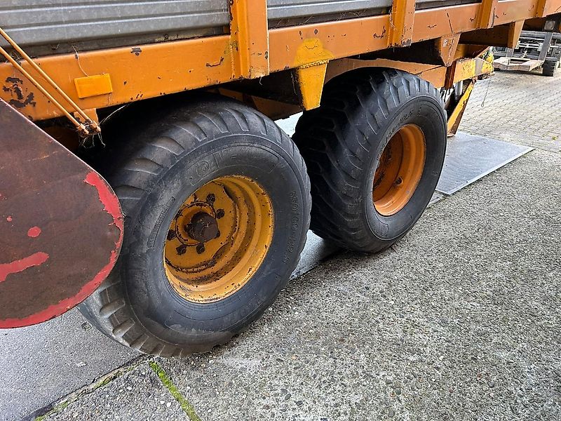Veenhuis SW 14-2 Silagewagen