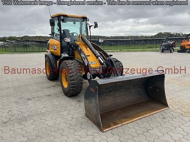 JCB 409 BJ. 2024 ca. 380 Bh
