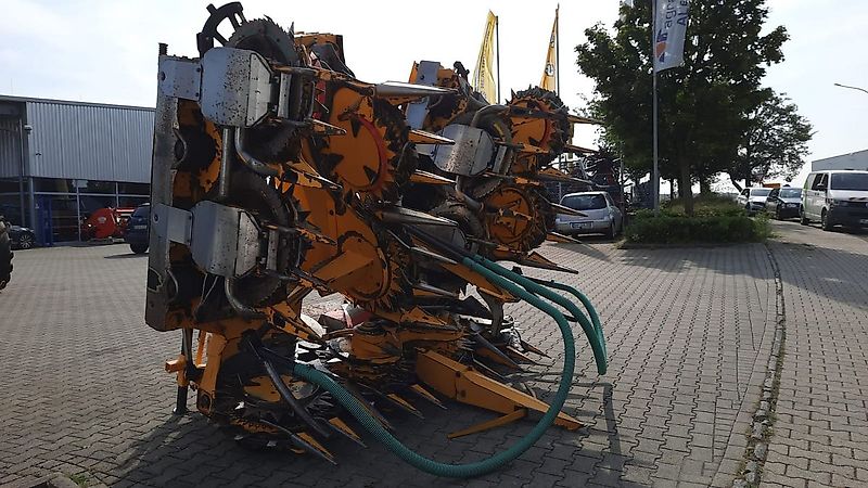 New Holland 90 SFI / Kemper Maisgebiss 390