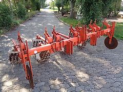 Howard Rollhacke 4 reihiger Rollkultivator Rollhackgerät von Howard mit variablen Reihenabstand bis 75cm mit 8 Rollhackelementen