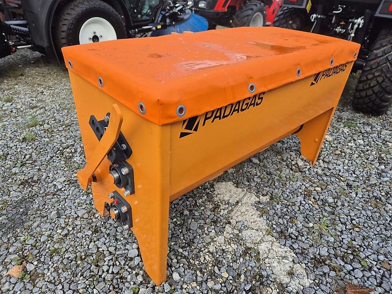 PADAGAS SP-240 Kastenstreuer Traktor Kubota Isek