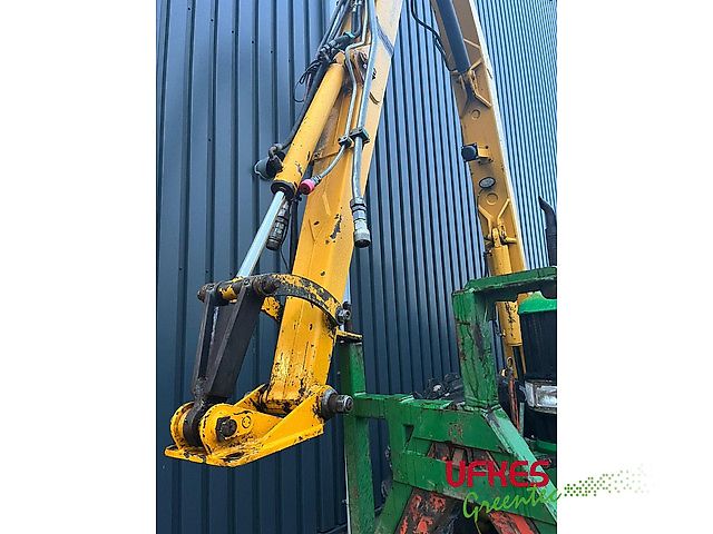 John Deere 6820 / BOS arm