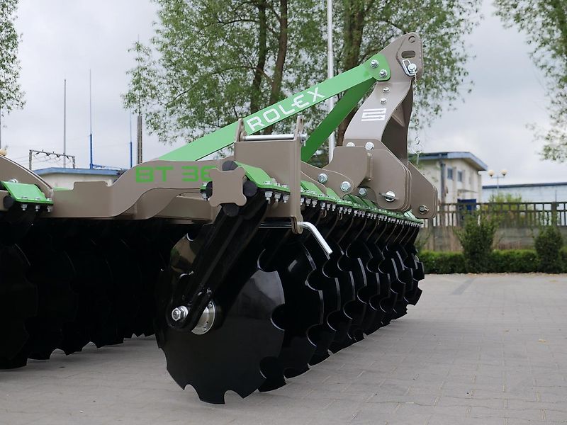 Rol/ex Scheibenegge / Discs harrow / Dechaumeur à disques / Erpice a dischi / Дисковая борона / Brona talerzowa 3 m