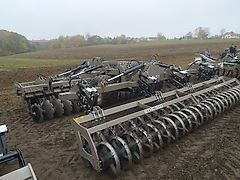 Rol/ex Scheibenegge / Hydraulic discs harrow / Dechaumeur à disques / Erpice a dischi / Grada de discos / идравлическая дисковая борона / Brona talerzowa hydraulicznie składana 5 m