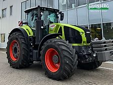 Claas AXION 930