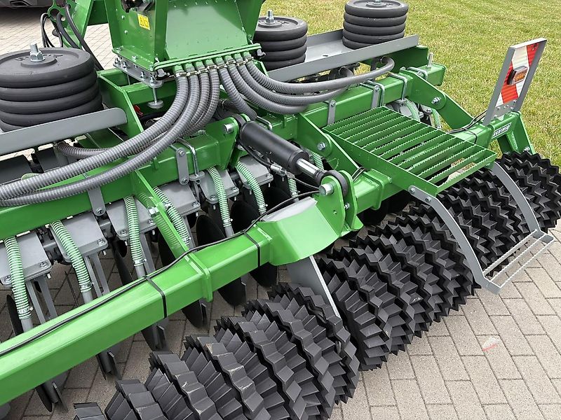 AGRIWIR Disc Seeder - 300 - Scheibendrillmaschine - Vorführmaschine