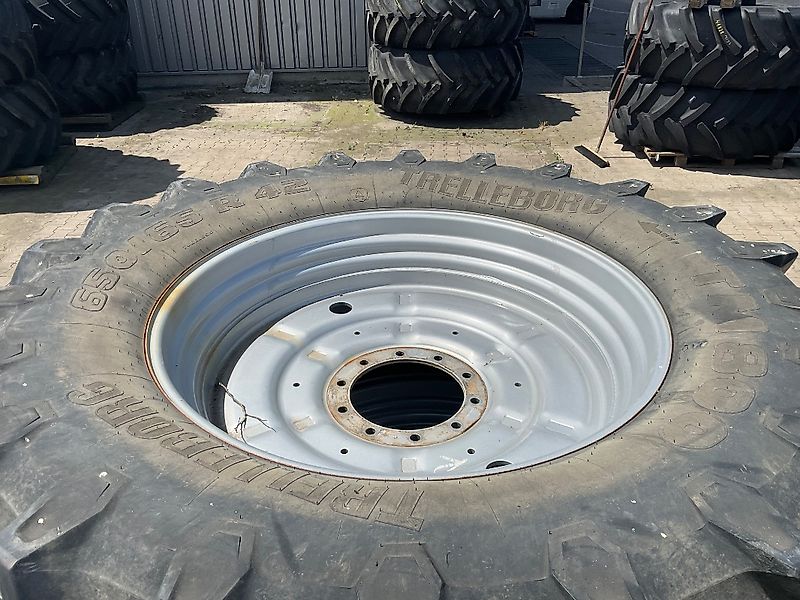 Trelleborg 650/65R42 TM 800