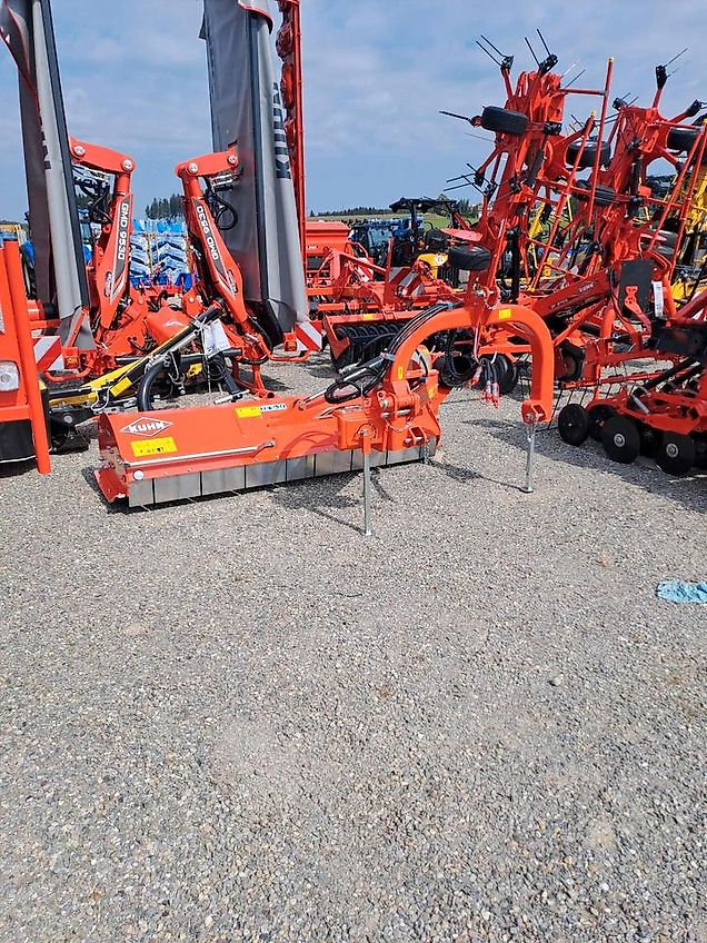 Kuhn TBES 22 Böschungsmulcher Hammerschlegel *ANGEBOT*