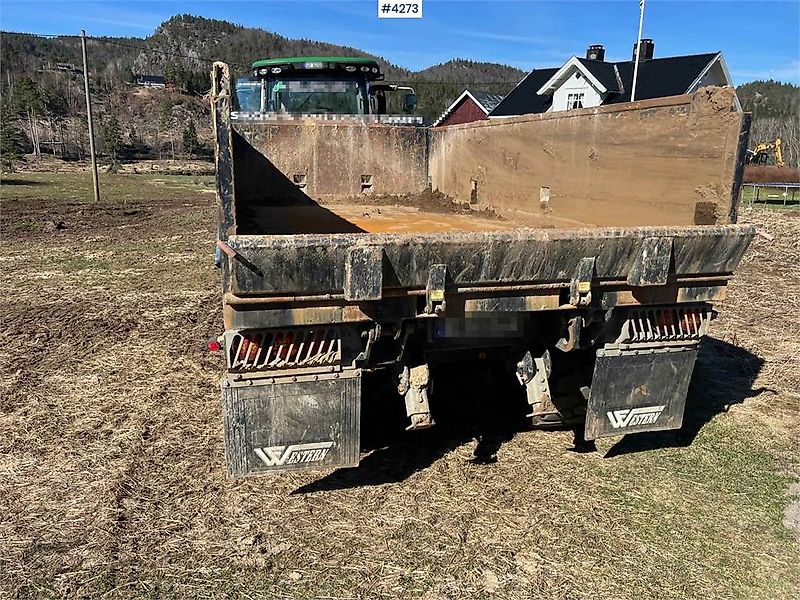 Richard Western wf19DLH