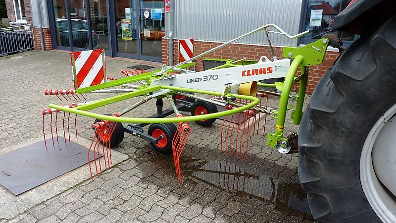 Claas LINER 370