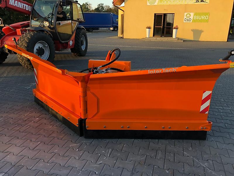 INTER-TECH D&D Landtechnika Schneeschild Vario 01 / Schneepflug